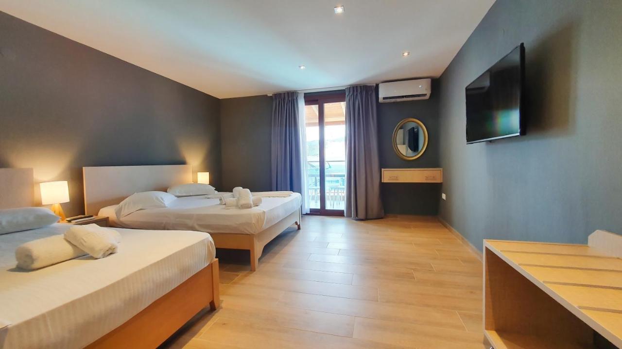 Hotel Viky Sarti Exteriér fotografie