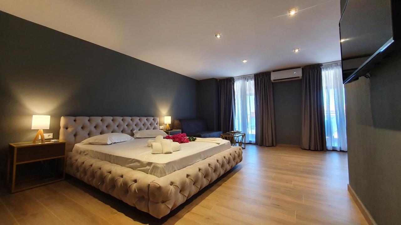 Hotel Viky Sarti Exteriér fotografie