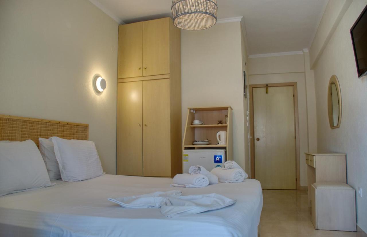 Hotel Viky Sarti Exteriér fotografie