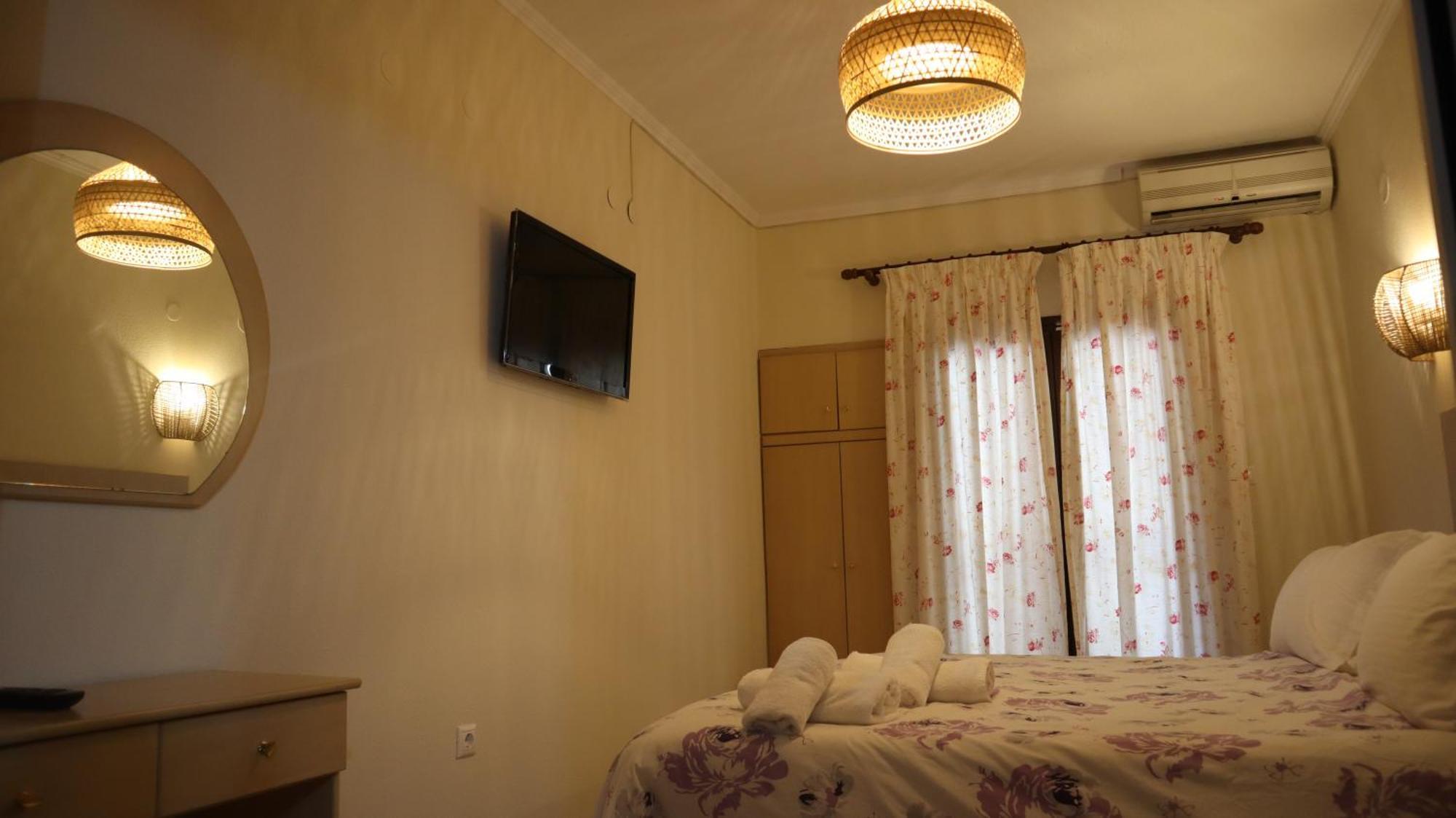 Hotel Viky Sarti Exteriér fotografie
